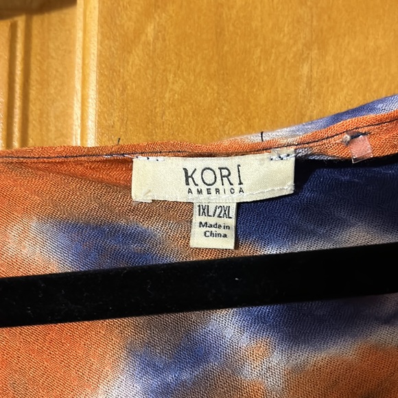 Gorgeous Overlay With Fringe on the bottom. - Picture 2 of 6